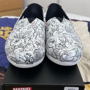 TomsWhite Marvel Concept Art Print Shoe - Women’s Size 8